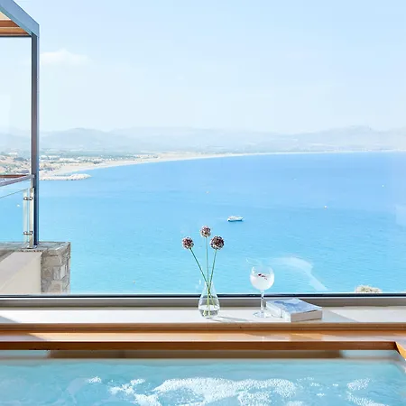 Blu Luxury Hotel-adults Only فندق لينثوس