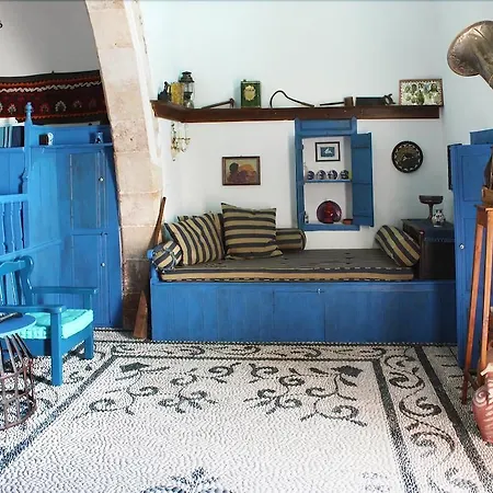 Blu Luxury Hotel-adults Only מלון