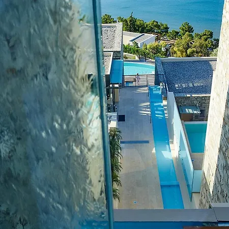 Blu Luxury Hotel-adults Only מלון 5*